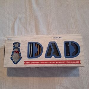 Men's everyday crew socks, 4 different designs, new in box, shoe size 7-12